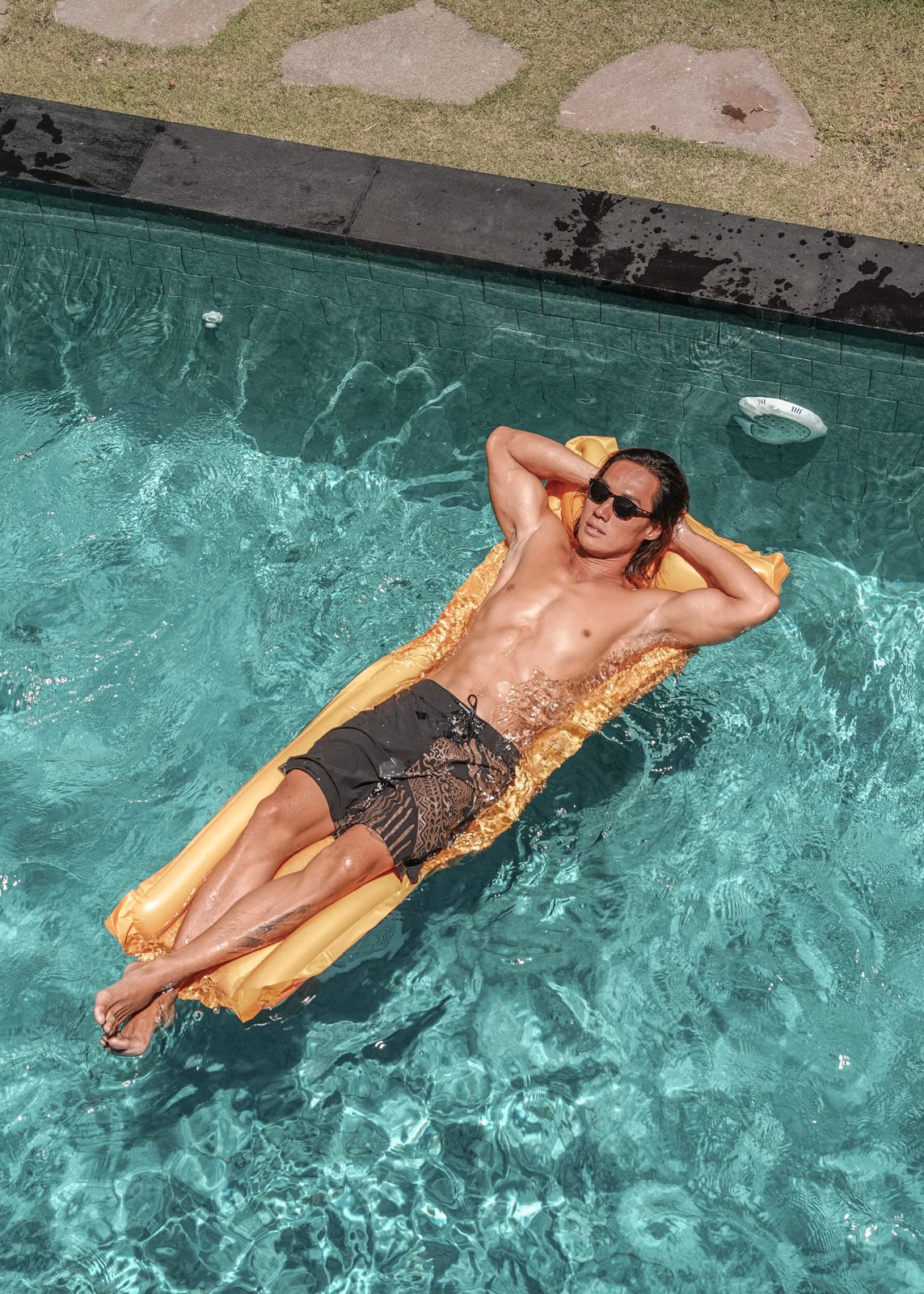 Nusantara man boardshorts